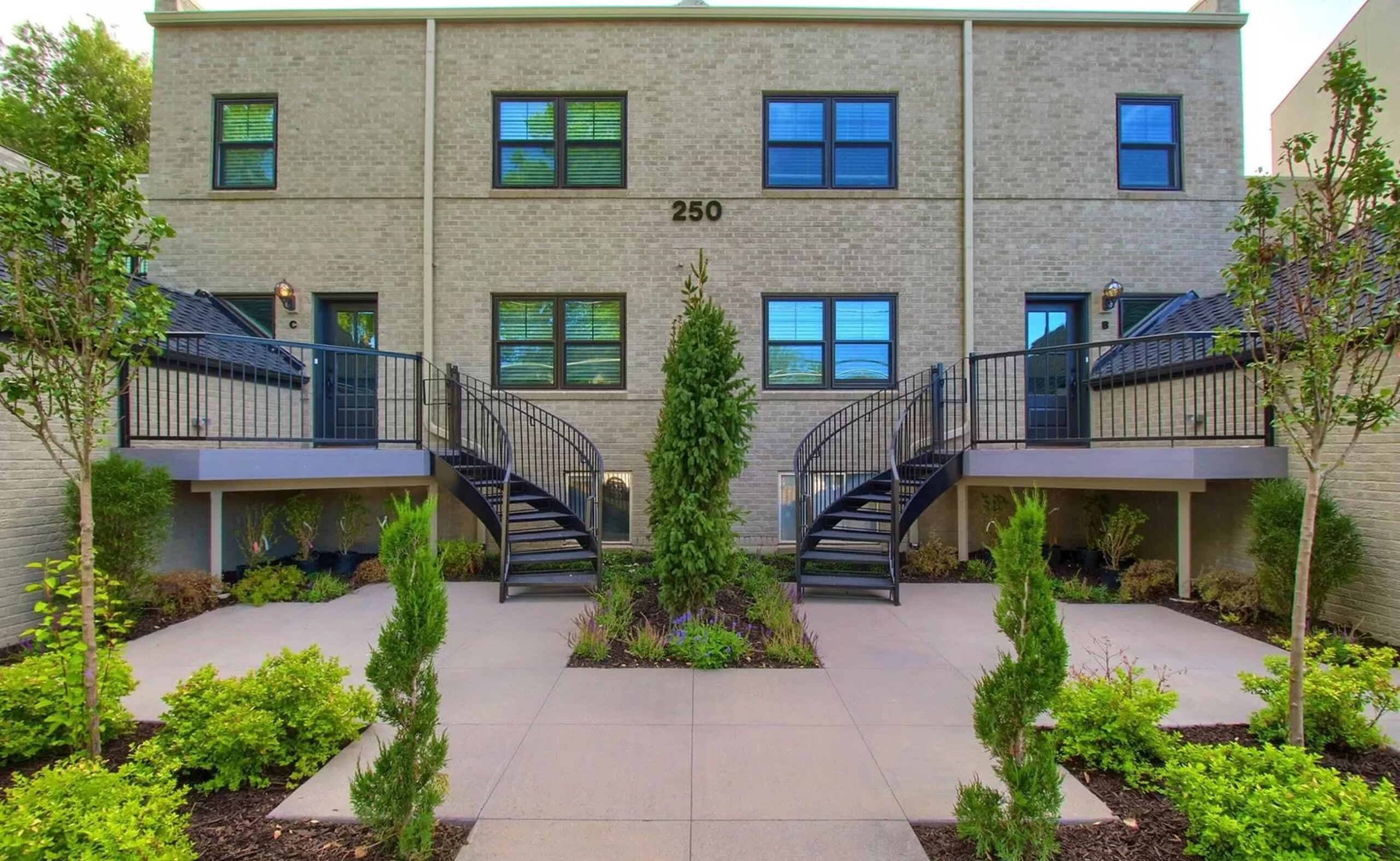 Just Sold: Rare 5-unit Sold in Cherry Creek North