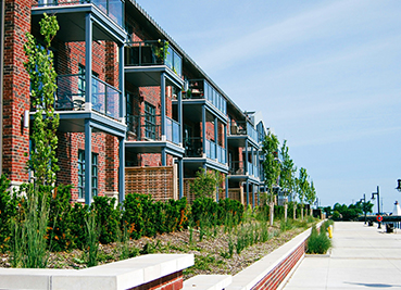 Lender Pressure Creates Openings for Multifamily Buyers